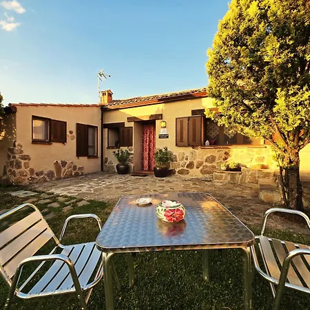 Casita 3 Dormitorios Con 3 Banos Privados I Jardin I Wifi I Smart Tv 55P I Parking Gratuito En La Puerta * Segovia