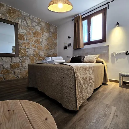 Casita 3 Dormitorios Con 3 Banos Privados I Jardin I Wifi I Smart Tv 55P I Parking Gratuito En La Puerta * Segovia